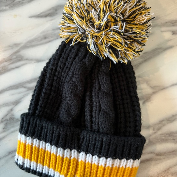 Pittsburg Steelers Women’s Toque - Picture 5 of 5